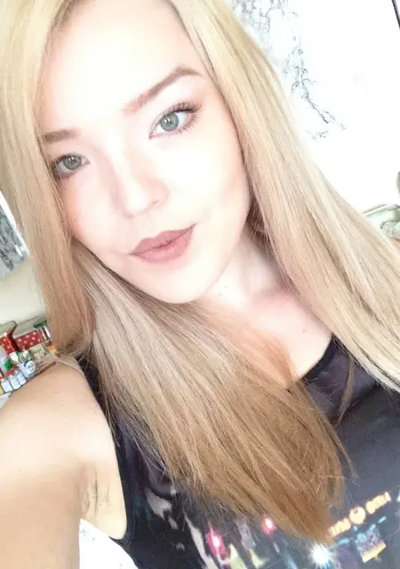 Adelya из Астрахани, мне 31, познакомлюсь для общения