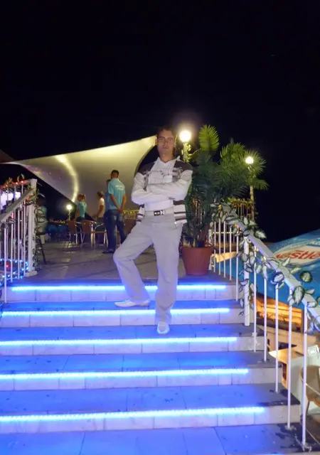 Анатолий из Альметьевска, ищу на сайте знакомства без обязательств