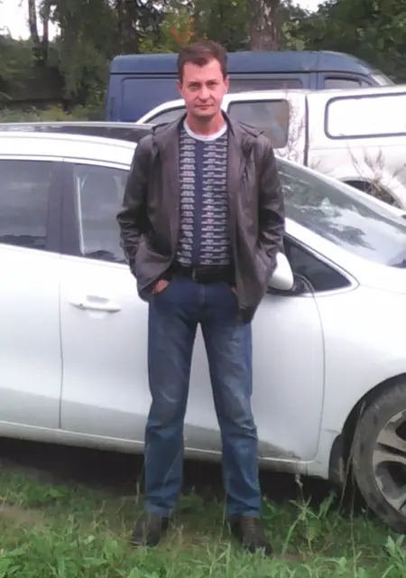 Александр из Сходни, ищу на сайте знакомства на одну ночь