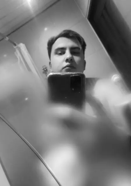 Я Дмитрий, 25, знакомлюсь без обязательств в Новомосковске