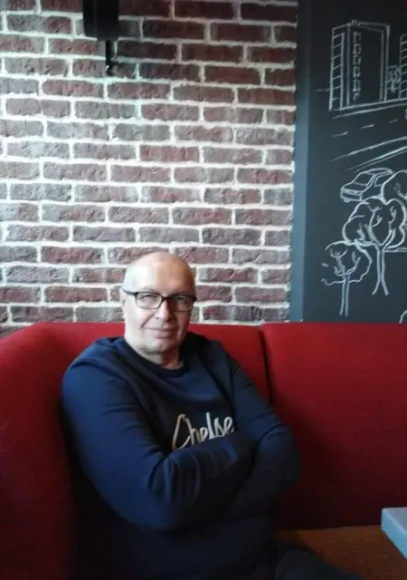 Я Mix Mikhalew, 68, из Москвы, ищу знакомство для приятного времяпровождения