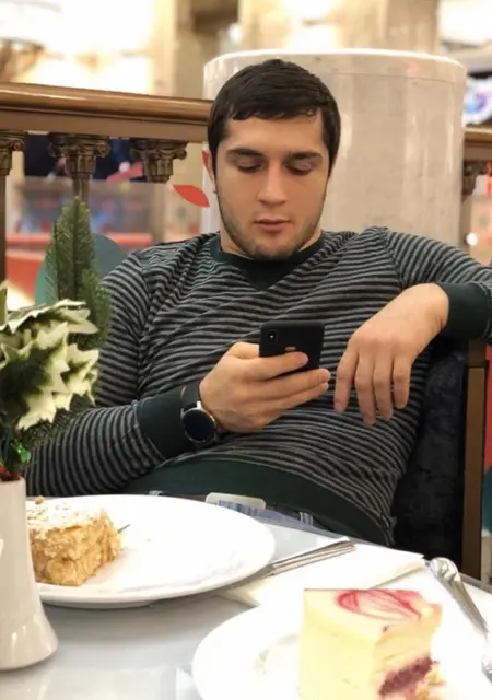 Артур из Саранска, мне 32, познакомлюсь на одну ночь