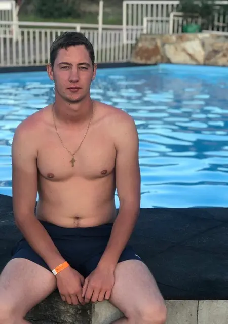 Я Сергей, 29, из Волгограда, ищу знакомство для приятного времяпровождения