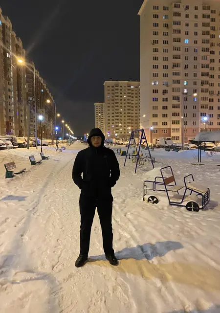 Рустам из Реутова, мне 40, познакомлюсь без обязательств