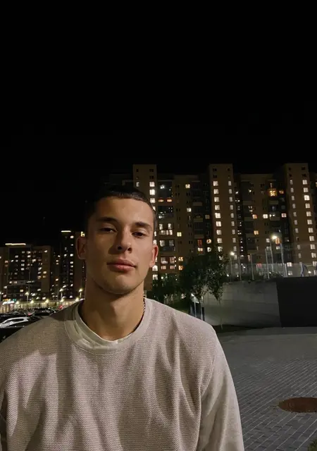 Валерий из Челябинска, мне 22, познакомлюсь на одну ночь