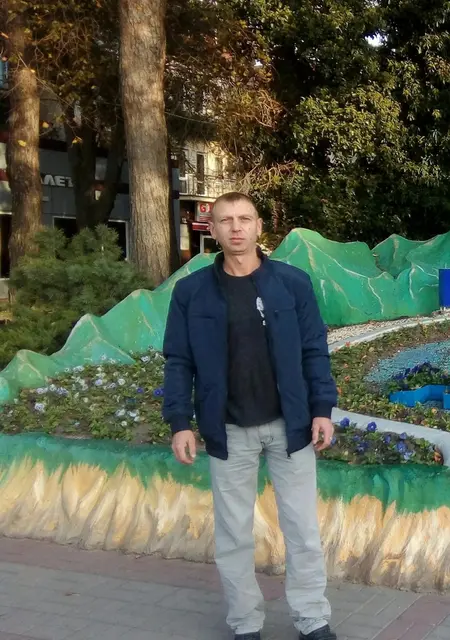Я Николай Вавилов, 44, знакомлюсь без обязательств в Анапе