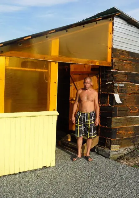 Я Владимир, 54, из Челябинска, ищу знакомства на одну ночь