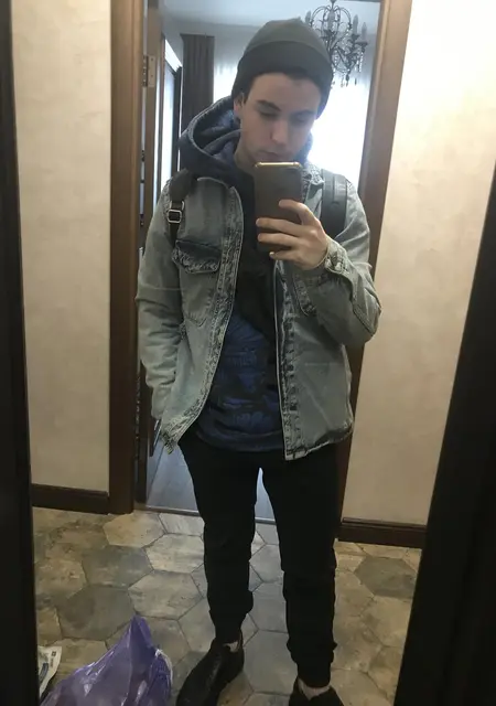 Илья из Краскова, мне 25, познакомлюсь на одну ночь