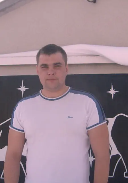 Я Сергей, 39, знакомлюсь для постоянных отношений в Брянске