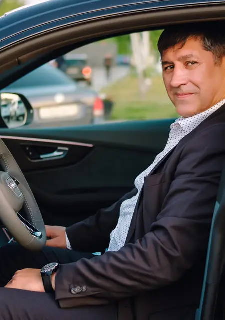 Алексей из Кирова, мне 54, познакомлюсь для приятного времяпровождения