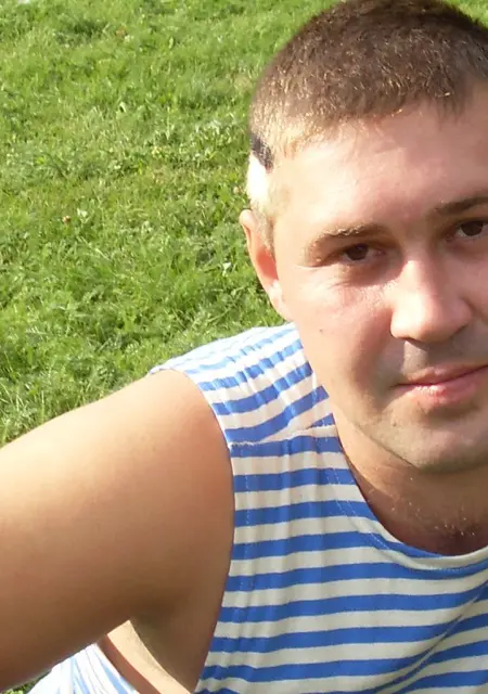 Николас из Ульяновска, ищу на сайте знакомства на одну ночь