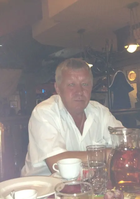 Я Олег, 57, знакомлюсь без обязательств в Тольятти