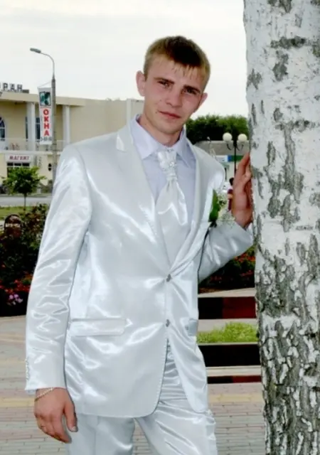 Я Андрей, 37, из Ленинградской, ищу знакомства без обязательств