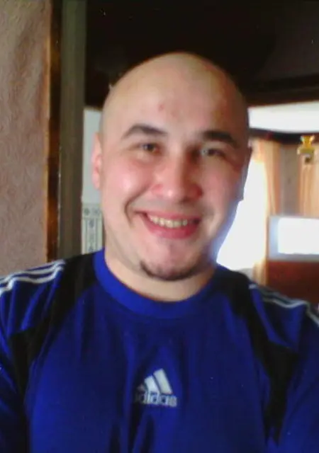 Я Андрей, 44, из Беломорска, ищу знакомства на одну ночь