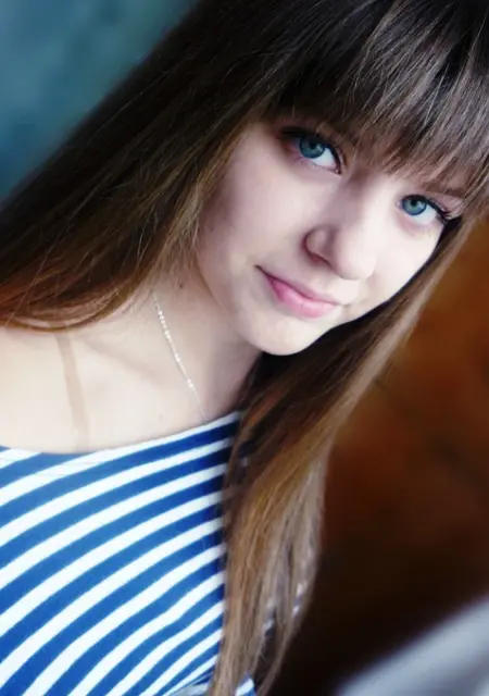 Оля из Архангельска, мне 32, познакомлюсь без обязательств