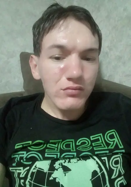 Я Александр, 22, из Северобайкальска, ищу знакомство для общения