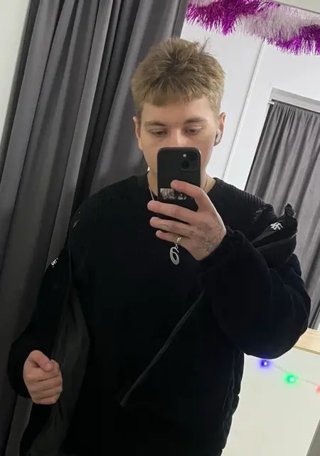 Я Петр, 18, знакомлюсь без обязательств в Ставрополе