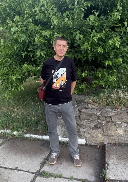 Иван из Донецка, ищу на сайте открытые отношения