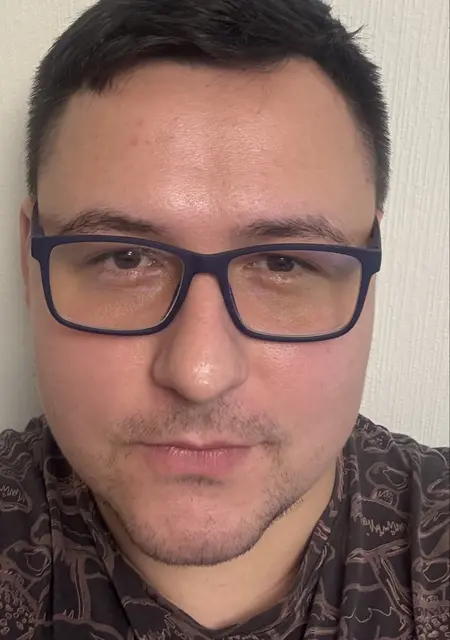 Стас из Тулы, мне 28, познакомлюсь на одну ночь