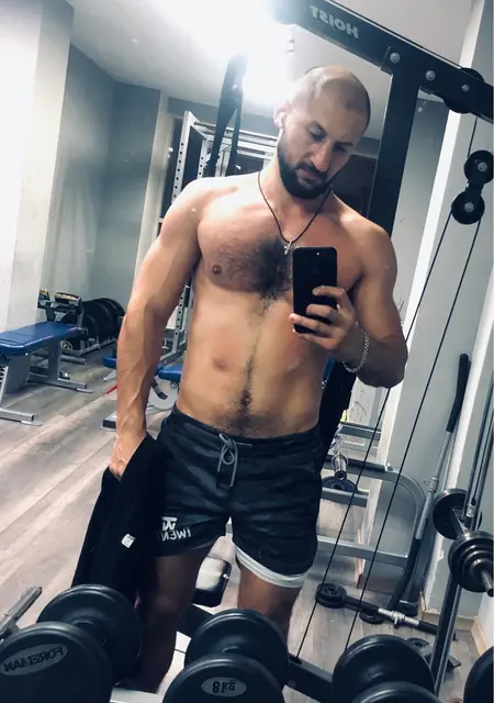 Я Арчи, 33, из Некрасовского, ищу знакомство для совместных путешествий