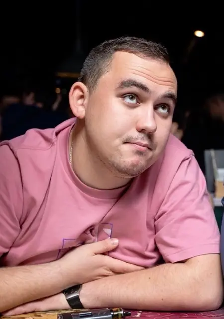 Pavel из Ростова-на-Дону, мне 28, познакомлюсь для приятного времяпровождения