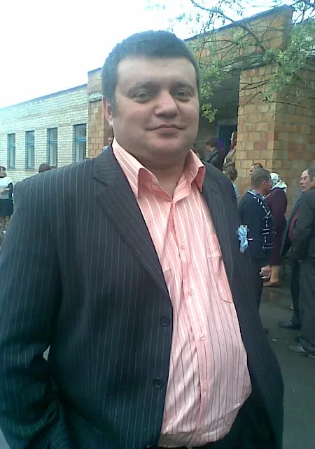 Я Василий, 38, знакомлюсь без обязательств в Лунинце