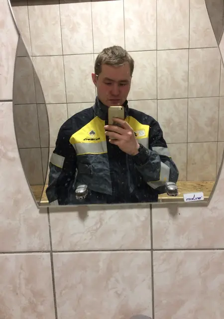 Я Валера, 26, знакомлюсь без обязательств в Воткинске