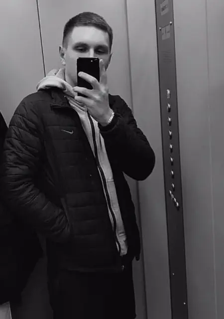 Тёма из Санкт-Петербурга, мне 26, познакомлюсь без обязательств