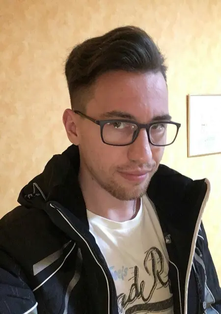 Сергей из Копейска, ищу на сайте знакомства на одну ночь