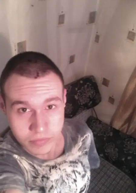 Я Игорь, 30, из Кодинска, ищу знакомство для приятного времяпровождения