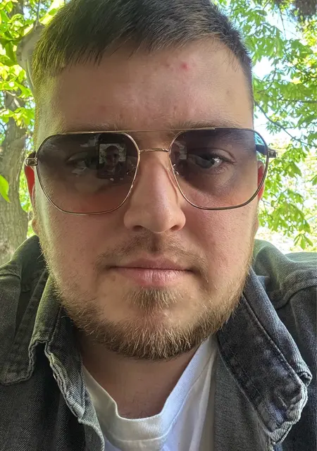 Я Вадим, 28, из Ишима, ищу знакомства без обязательств