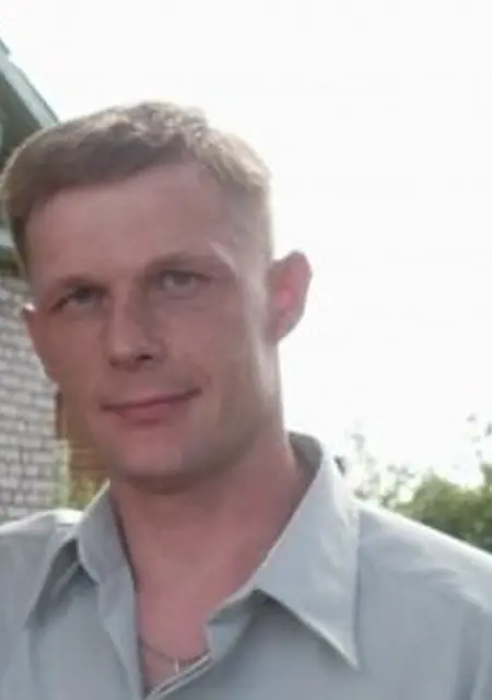 Я Pavel, 47, из Боровичей, ищу знакомства на одну ночь