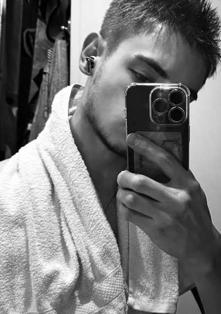 Семён из Златоуста, мне 22, познакомлюсь для приятного времяпровождения