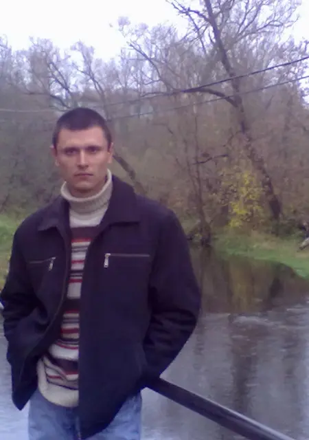 Я Андрей, 42, знакомлюсь без обязательств в Клине