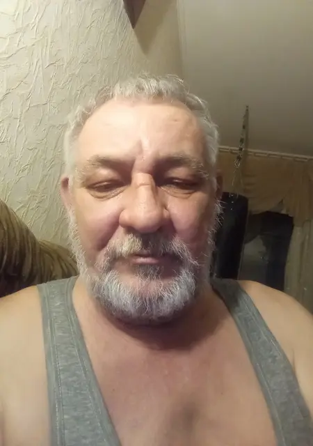 Александр из Екатеринбурга, мне 62, познакомлюсь на одну ночь