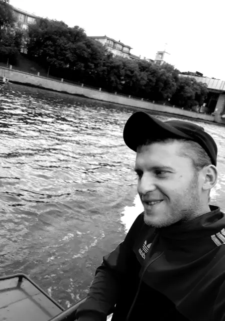 Иван из Новомосковска, ищу на сайте знакомства на одну ночь