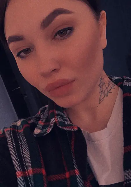 Анжела из Серова, ищу на сайте знакомства на одну ночь