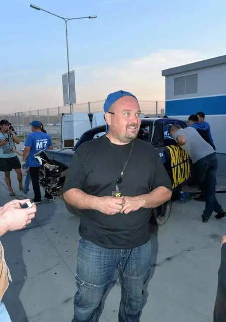 Алекс из Казани, мне 52, познакомлюсь на одну ночь