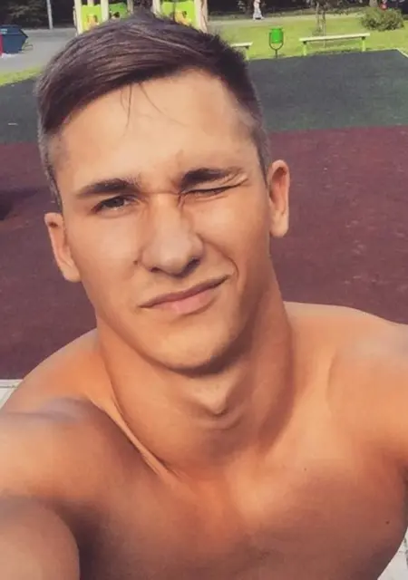 Я Алекс, 25, из Казани, ищу знакомства без обязательств