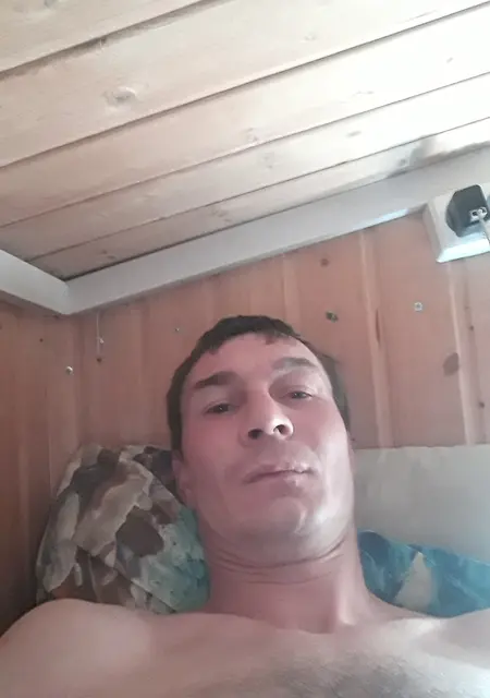 Эрик из Бузулука, мне 37, познакомлюсь без обязательств