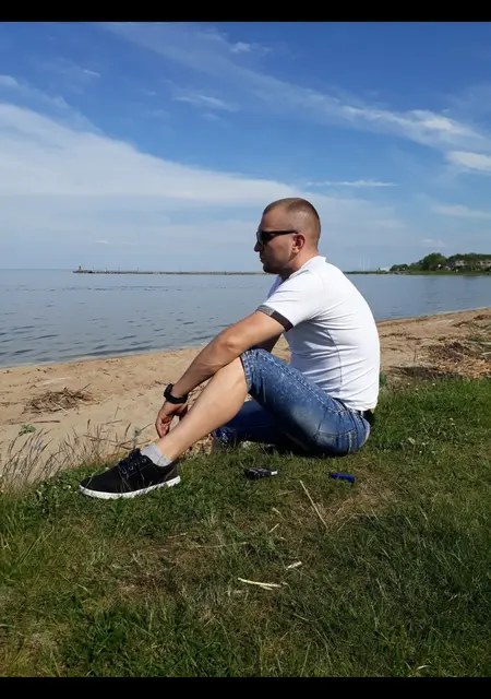 Я Владос, 46, знакомлюсь на одну ночь в Джубга