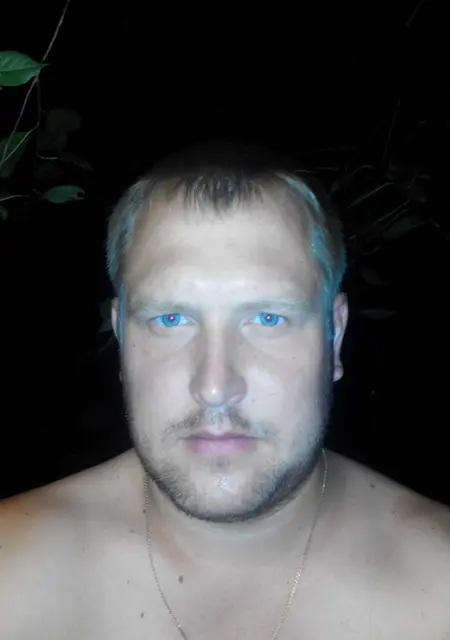 Макс из Каменска, ищу на сайте знакомства на одну ночь