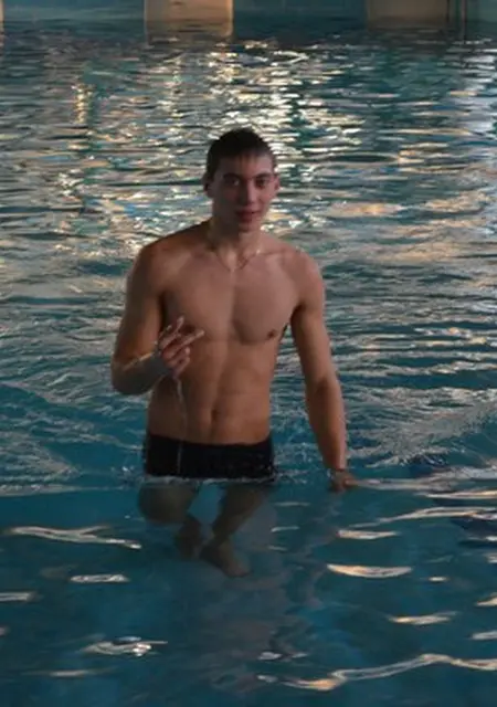 Я Саня, 30, из Балакова, ищу знакомство для дружбы