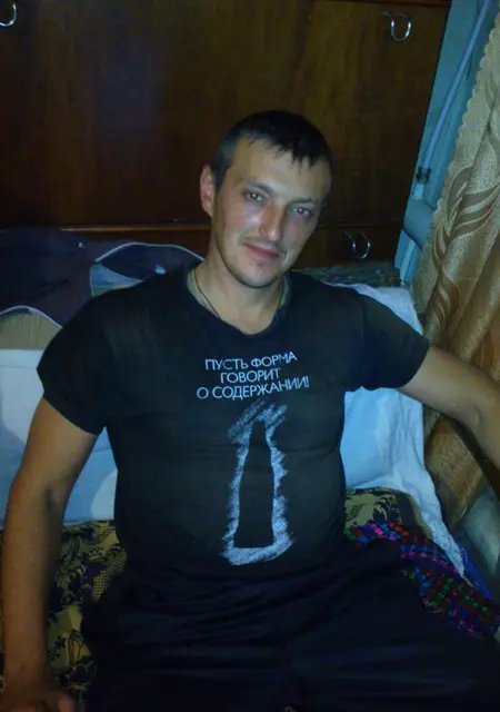 Я Alex, 46, из Солнечногорска, ищу знакомства без обязательств