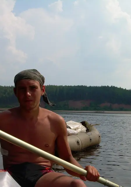 Leonid из Муравленко, мне 40, познакомлюсь для дружбы