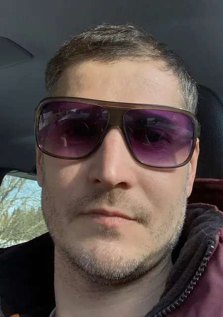 Я Андрей, 38, из Череповца, ищу знакомства без обязательств