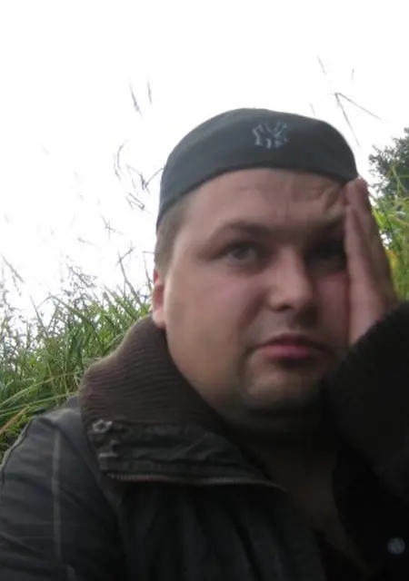 Я Kos, 43, знакомлюсь для приятного времяпровождения в Рощине