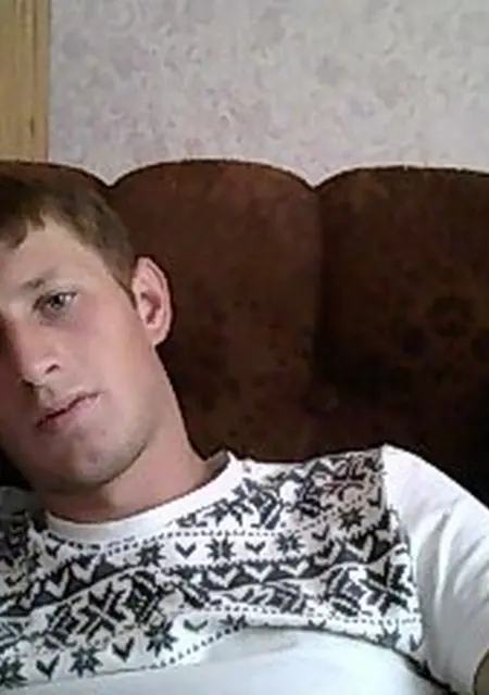 Я Владимир, 33, из Североморска, ищу знакомства на одну ночь