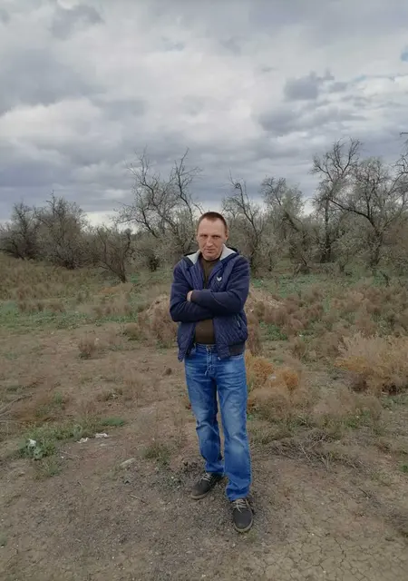 Я Саша, 53, из Астрахани, ищу знакомства без обязательств