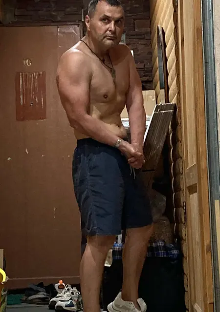 Я Алексей, 39, из Ярцева, ищу знакомство для постоянных отношений